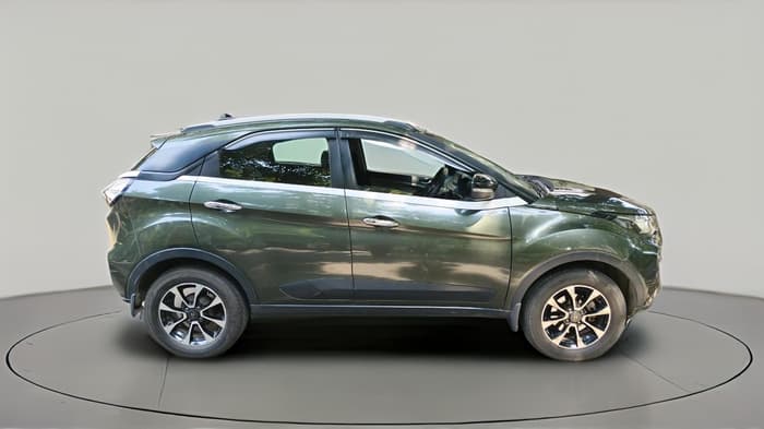 2020 Tata NEXON XZA PLUS DIESEL, Diesel, Automatic, 1,05,966 km, exterior