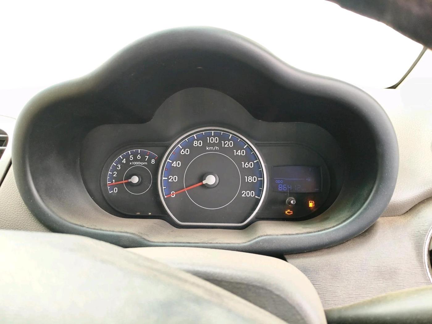 2011 Hyundai i10 SPORTZ 1.2, Petrol, Manual, 86,412 km, interior