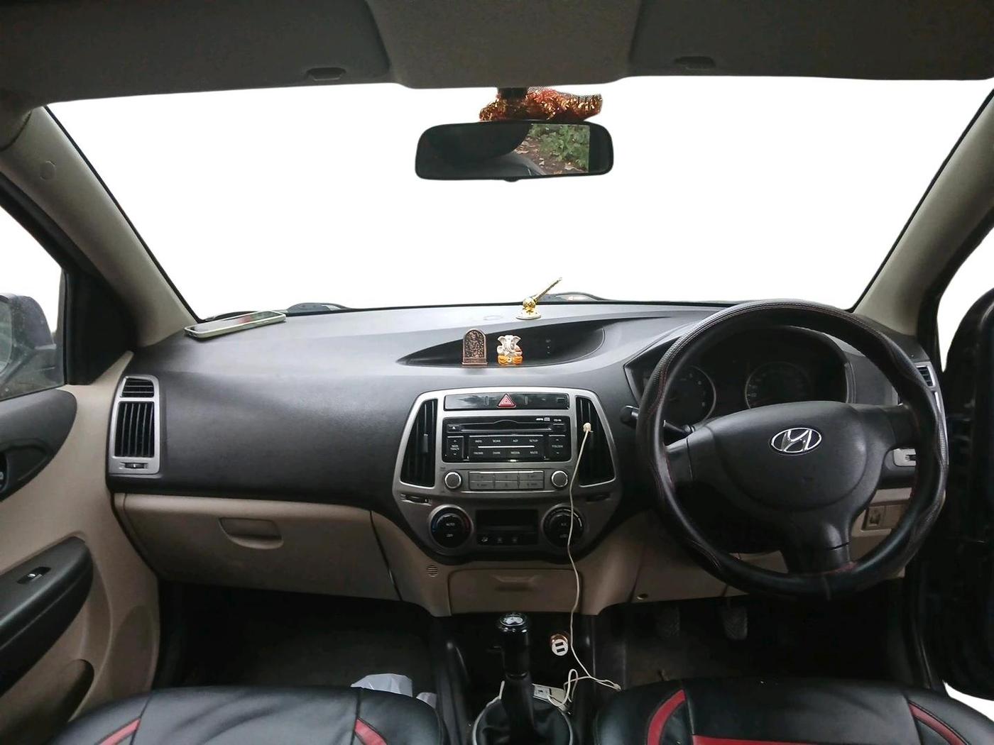 2012 Hyundai i20 MAGNA 1.2, Petrol, Manual, 85,529 km, interior