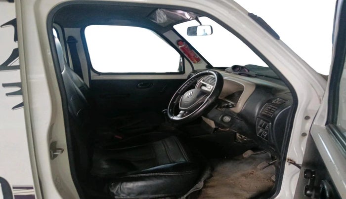 2019 Maruti Eeco 5 STR WITH A/C+HTR, Petrol, Manual, 2,09,409 km, interior