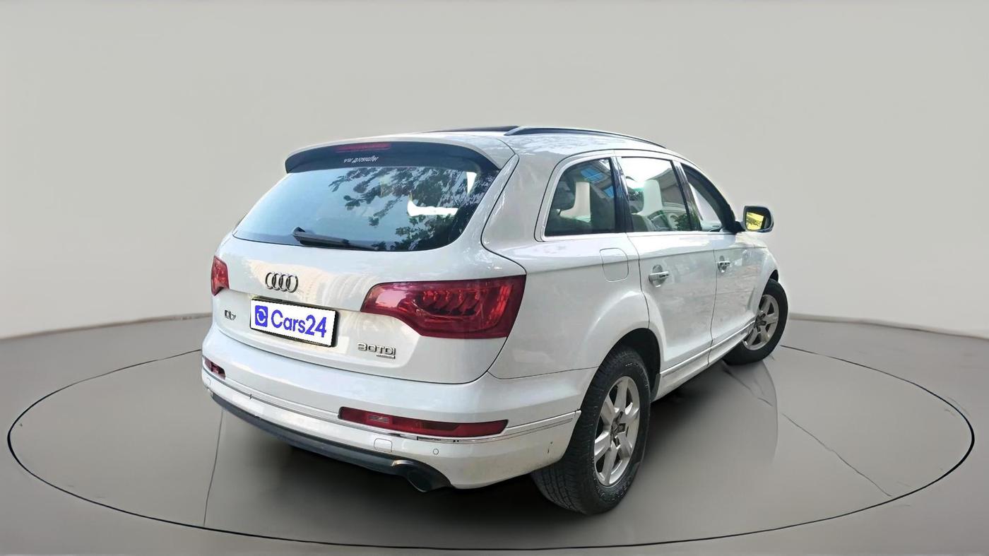 2012 Audi Q7 3.0 TDI QUATTRO, Diesel, Automatic, 1,30,365 km, exterior