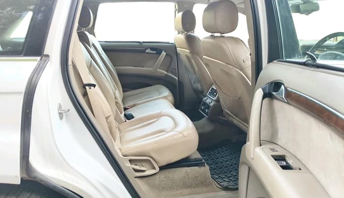 2012 Audi Q7 3.0 TDI QUATTRO, Diesel, Automatic, 1,30,365 km, interior