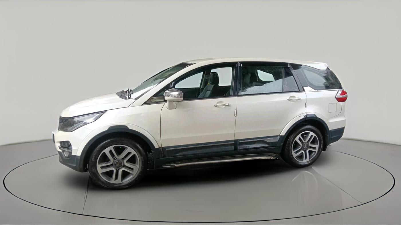 2018 Tata Hexa XT 4X2 7 STR, Diesel, Manual, 1,06,964 km, exterior