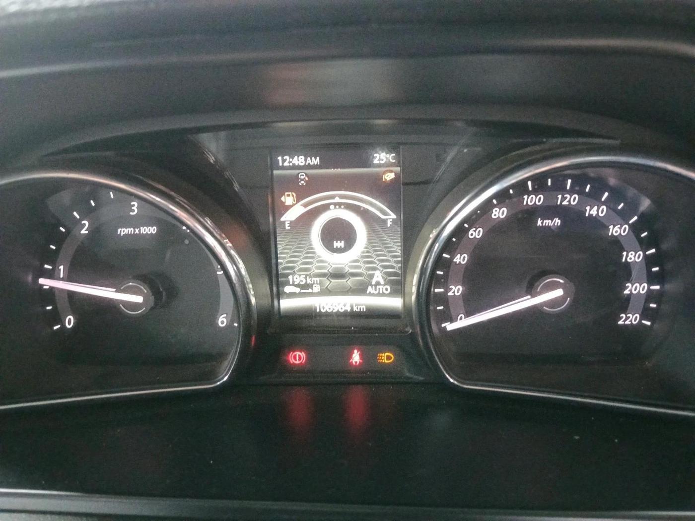 2018 Tata Hexa XT 4X2 7 STR, Diesel, Manual, 1,06,964 km, interior