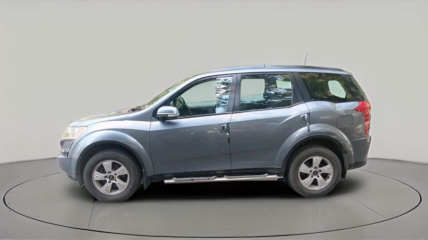 2014 Mahindra XUV500 W8, Diesel, Manual, 1,39,564 km, exterior