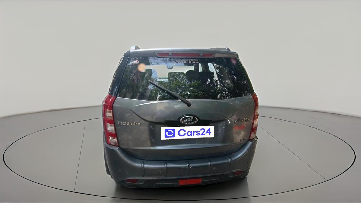 2014 Mahindra XUV500 W8, Diesel, Manual, 1,39,564 km, exterior