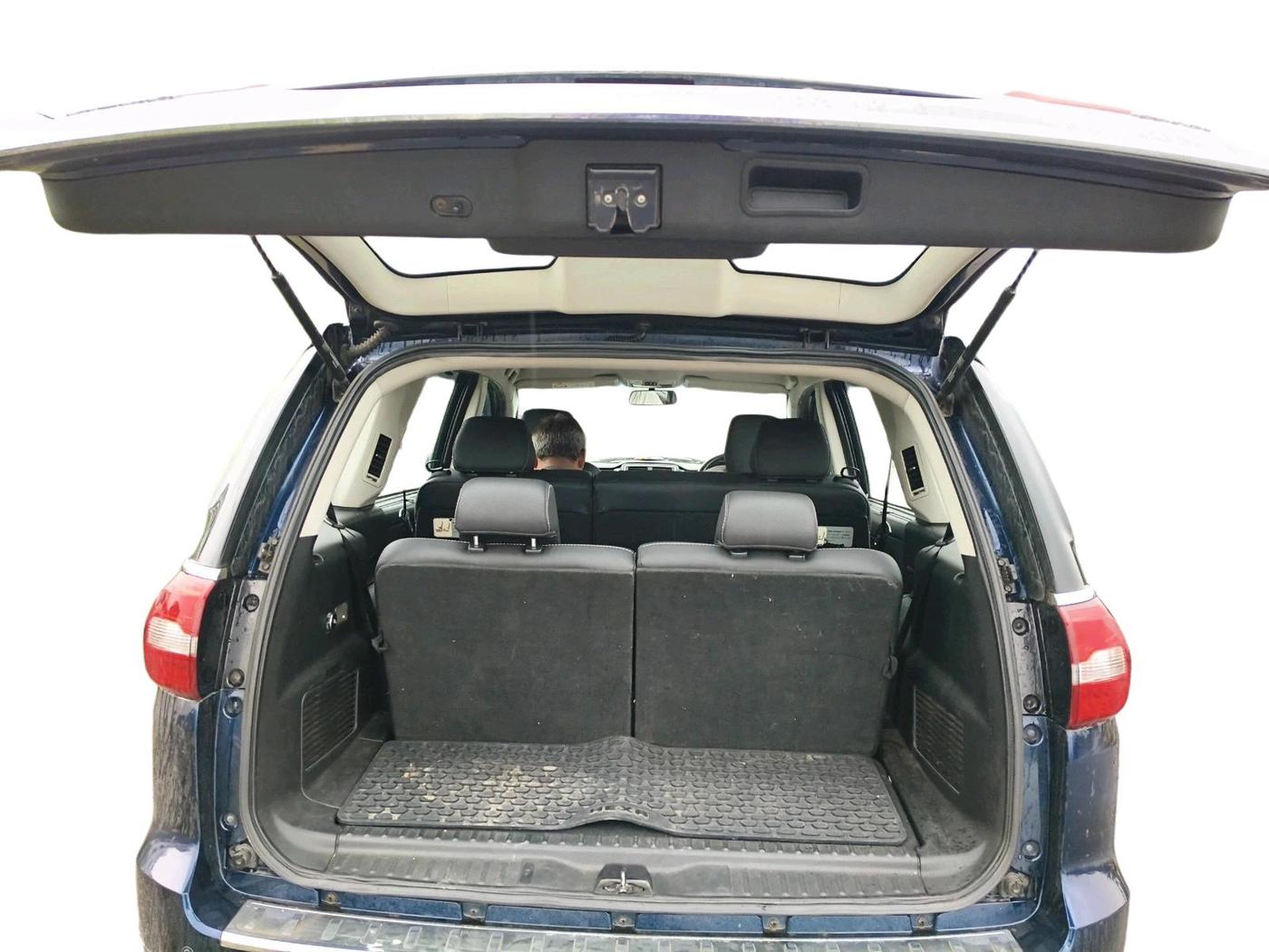 2018 Tata Hexa XTA 4X2 7 STR, Diesel, Automatic, 63,662 km, exterior