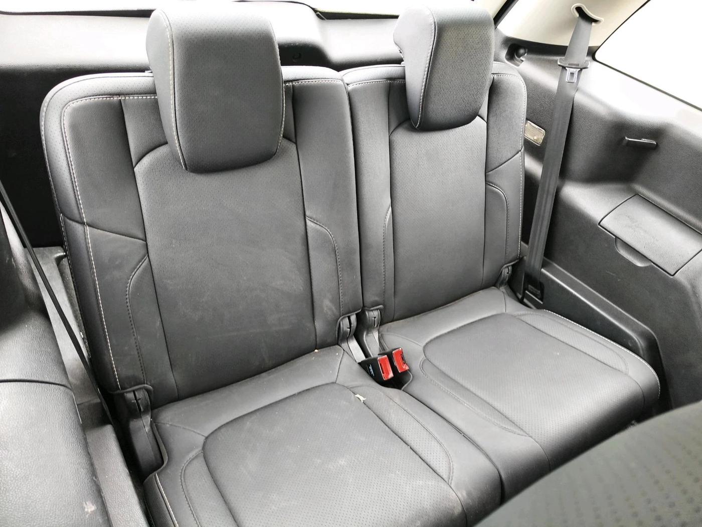 2018 Tata Hexa XTA 4X2 7 STR, Diesel, Automatic, 63,662 km, interior