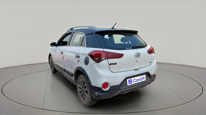 2015 Hyundai i20 Active 1.4 SX, Diesel, Manual, 1,26,558 km, exterior