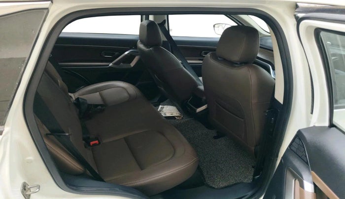2022 Tata Harrier XZA PLUS 2.0L, Diesel, Automatic, 49,465 km, interior