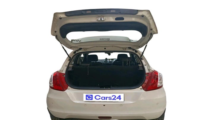 2014 Maruti Swift VXI, Petrol, Manual, 1,01,878 km, exterior