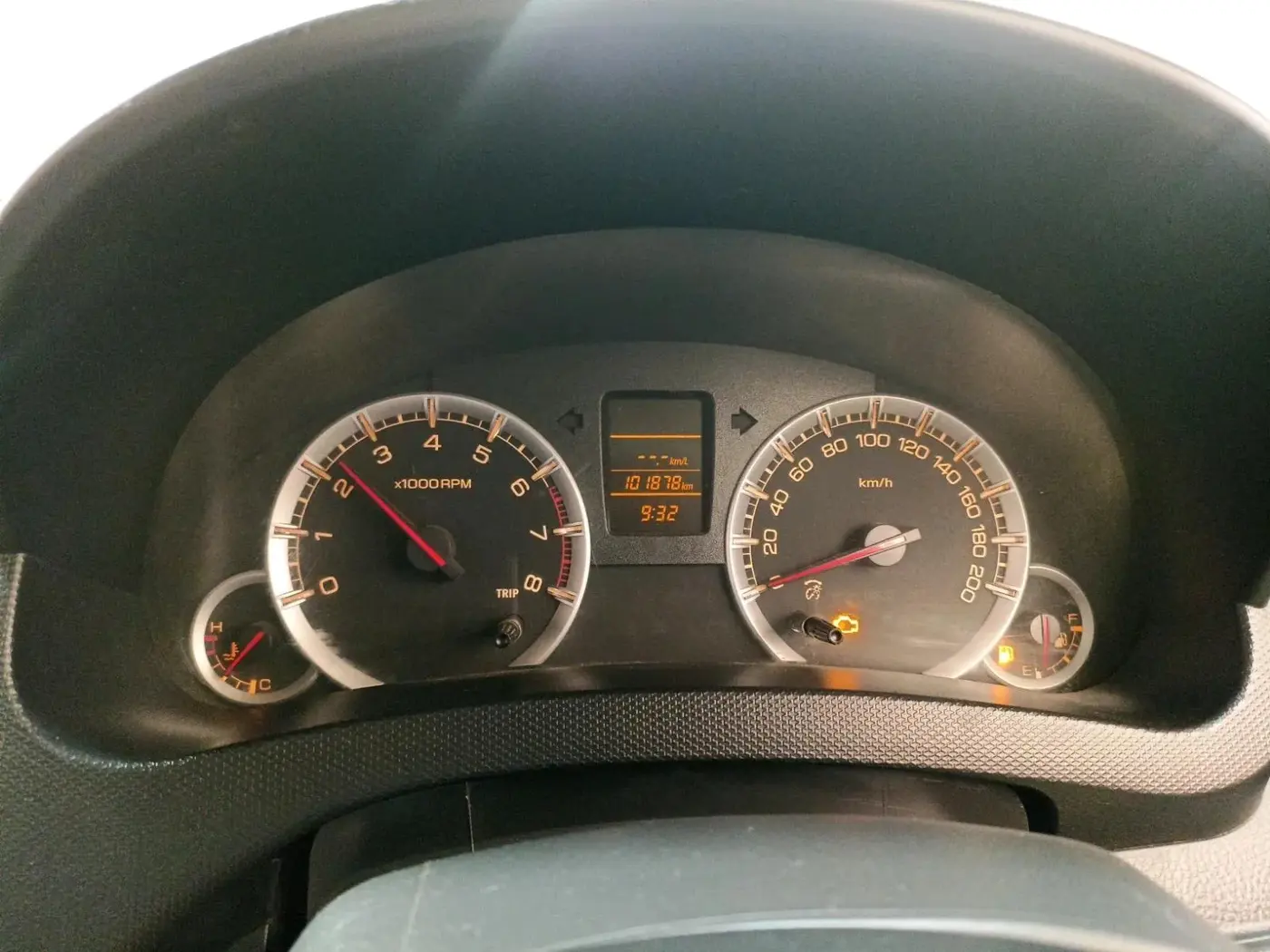 2014 Maruti Swift VXI, Petrol, Manual, 1,01,878 km, interior