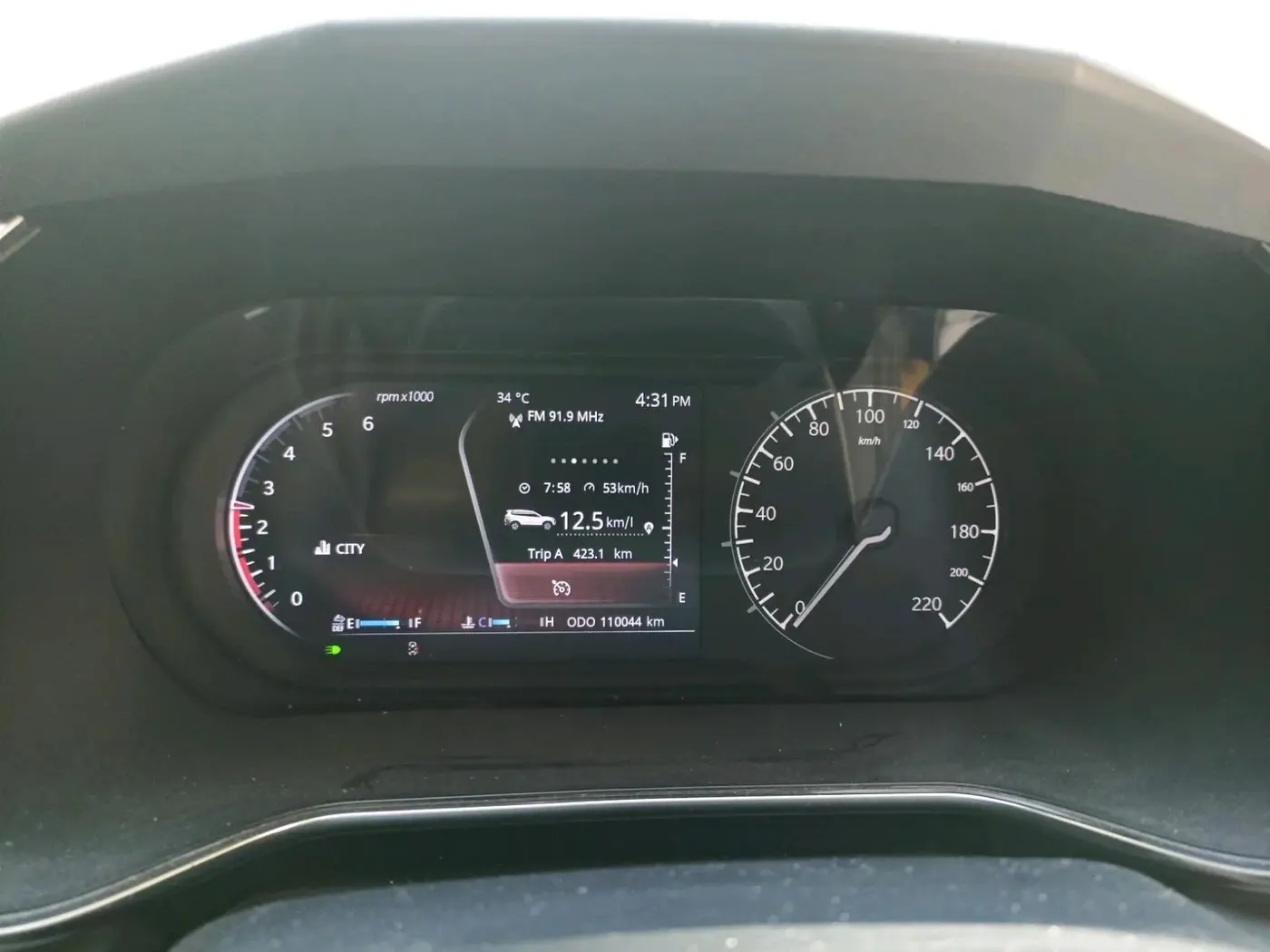 2021 Tata Safari XZ PLUS, Diesel, Manual, 1,10,044 km, interior