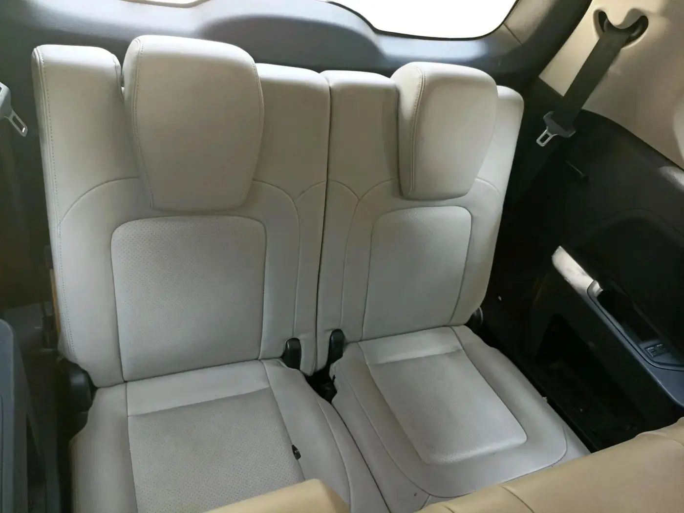 2021 Tata Safari XZ PLUS, Diesel, Manual, 1,10,044 km, interior
