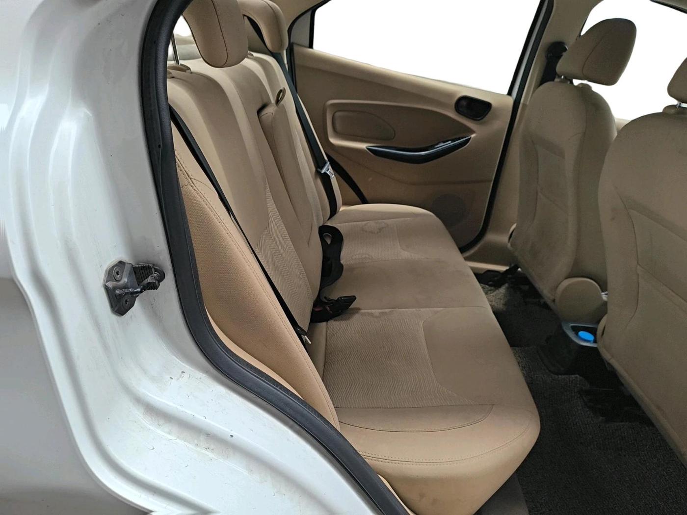 2019 Ford Figo Aspire TITANIUM PLUS 1.5 DIESEL, Diesel, Manual, 1,39,377 km, interior