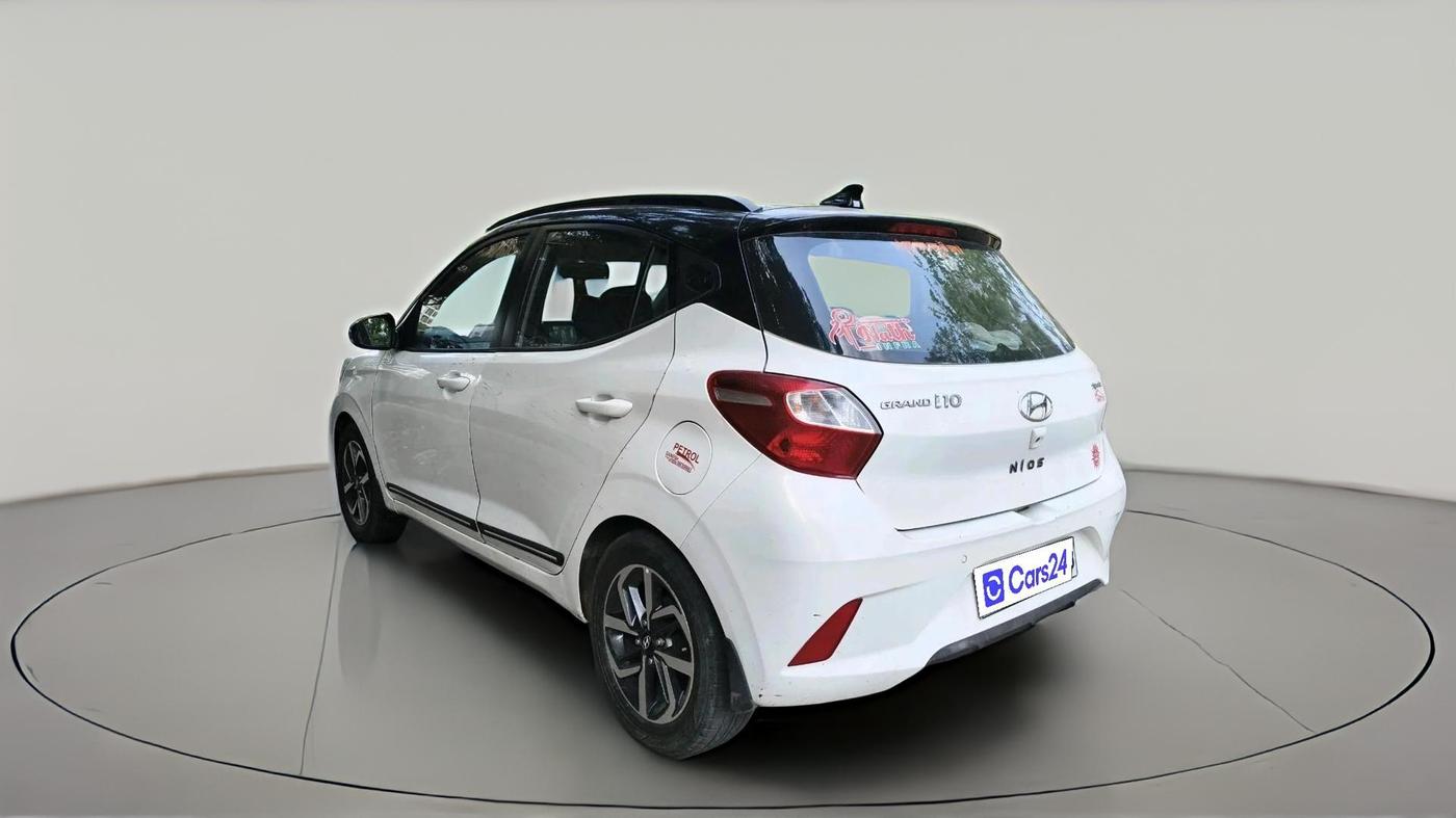 2019 Hyundai GRAND I10 NIOS SPORTZ 1.2 KAPPA VTVT DUAL TONE, CNG, Manual, 92,735 km, exterior
