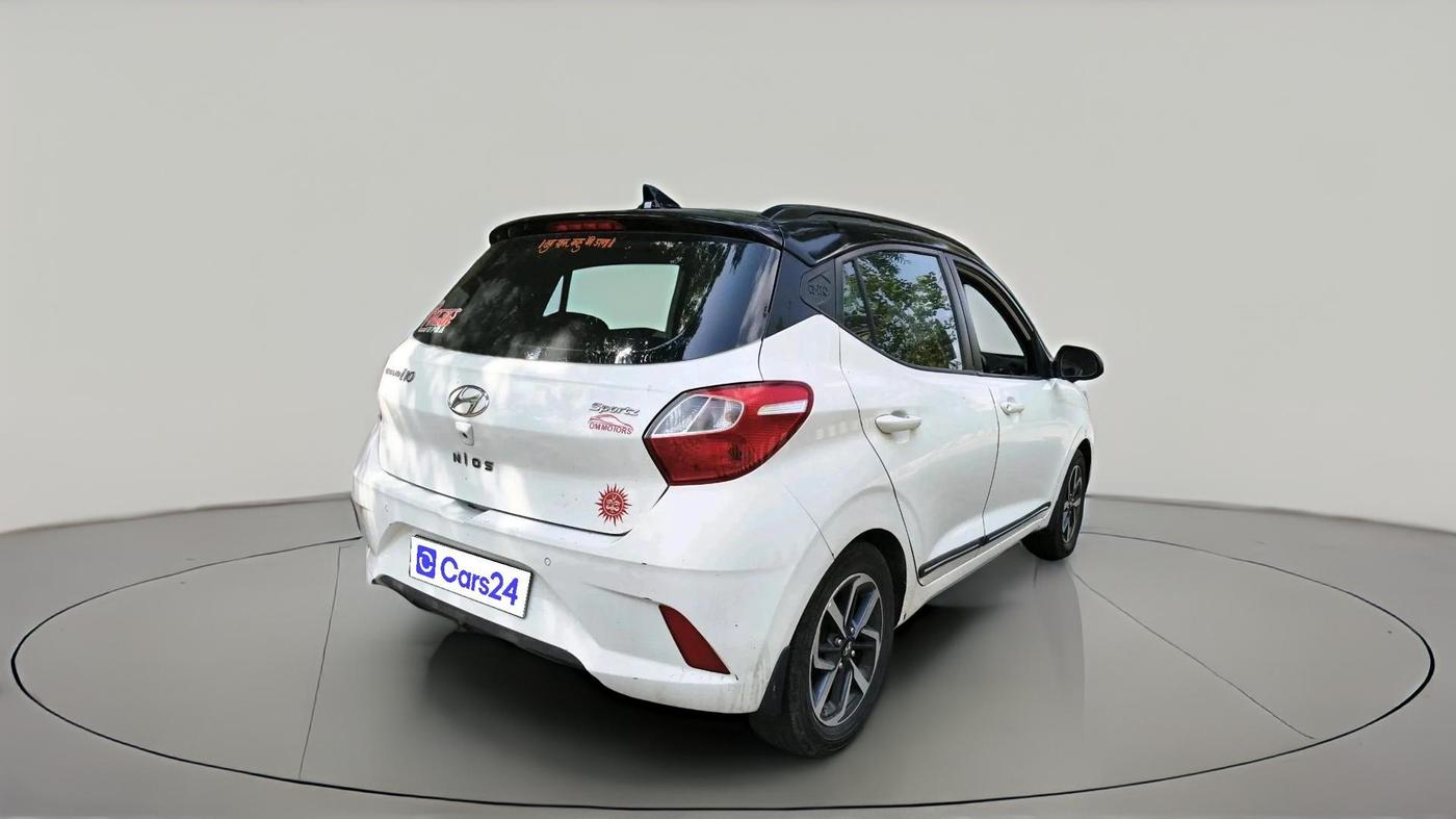 2019 Hyundai GRAND I10 NIOS SPORTZ 1.2 KAPPA VTVT DUAL TONE, CNG, Manual, 92,735 km, exterior