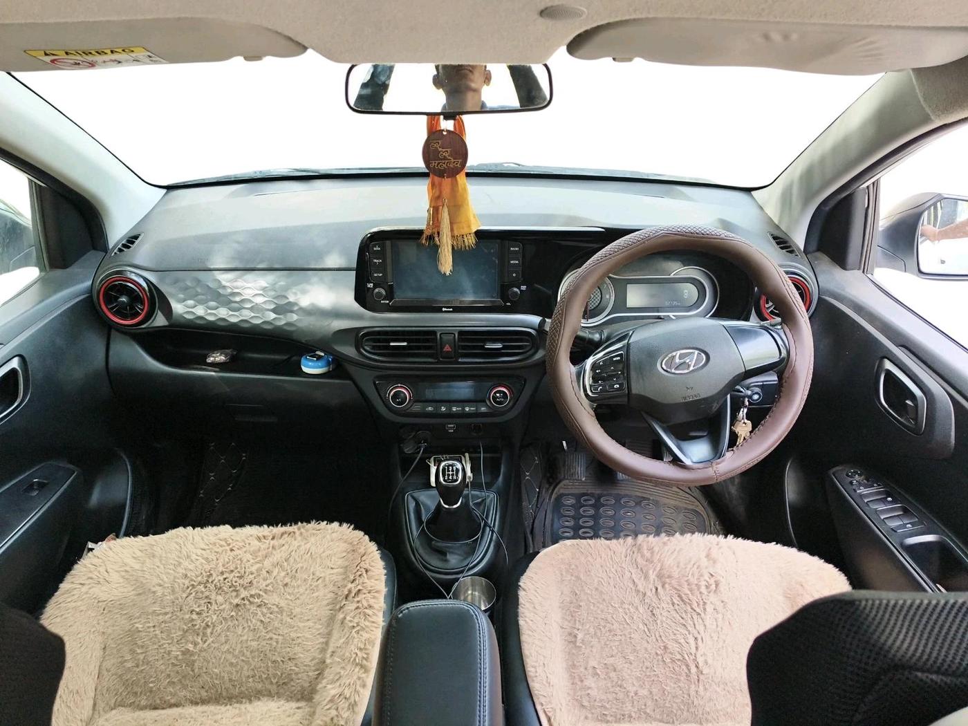 2019 Hyundai GRAND I10 NIOS SPORTZ 1.2 KAPPA VTVT DUAL TONE, CNG, Manual, 92,735 km, interior