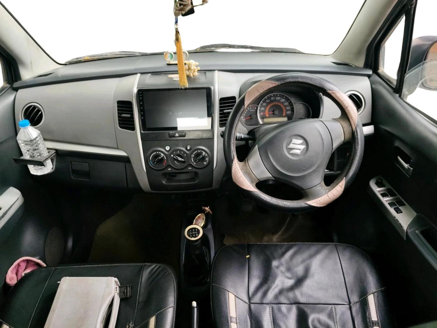 2012 Maruti Wagon R 1.0 VXI, Petrol, Manual, 1,35,896 km, interior
