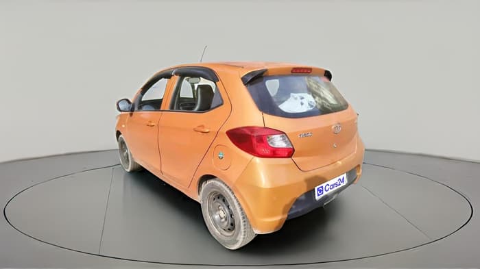2017 Tata Tiago XT PETROL, CNG, Manual, 1,25,139 km, exterior
