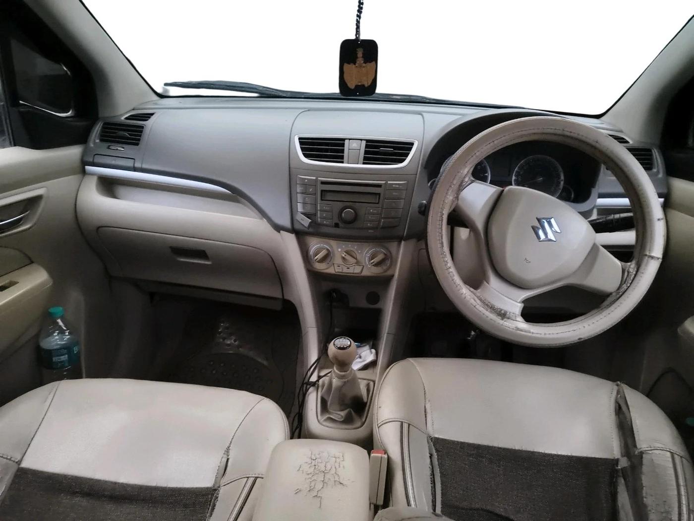 2014 Maruti Ertiga VXI, CNG, Manual, 90,744 km, interior