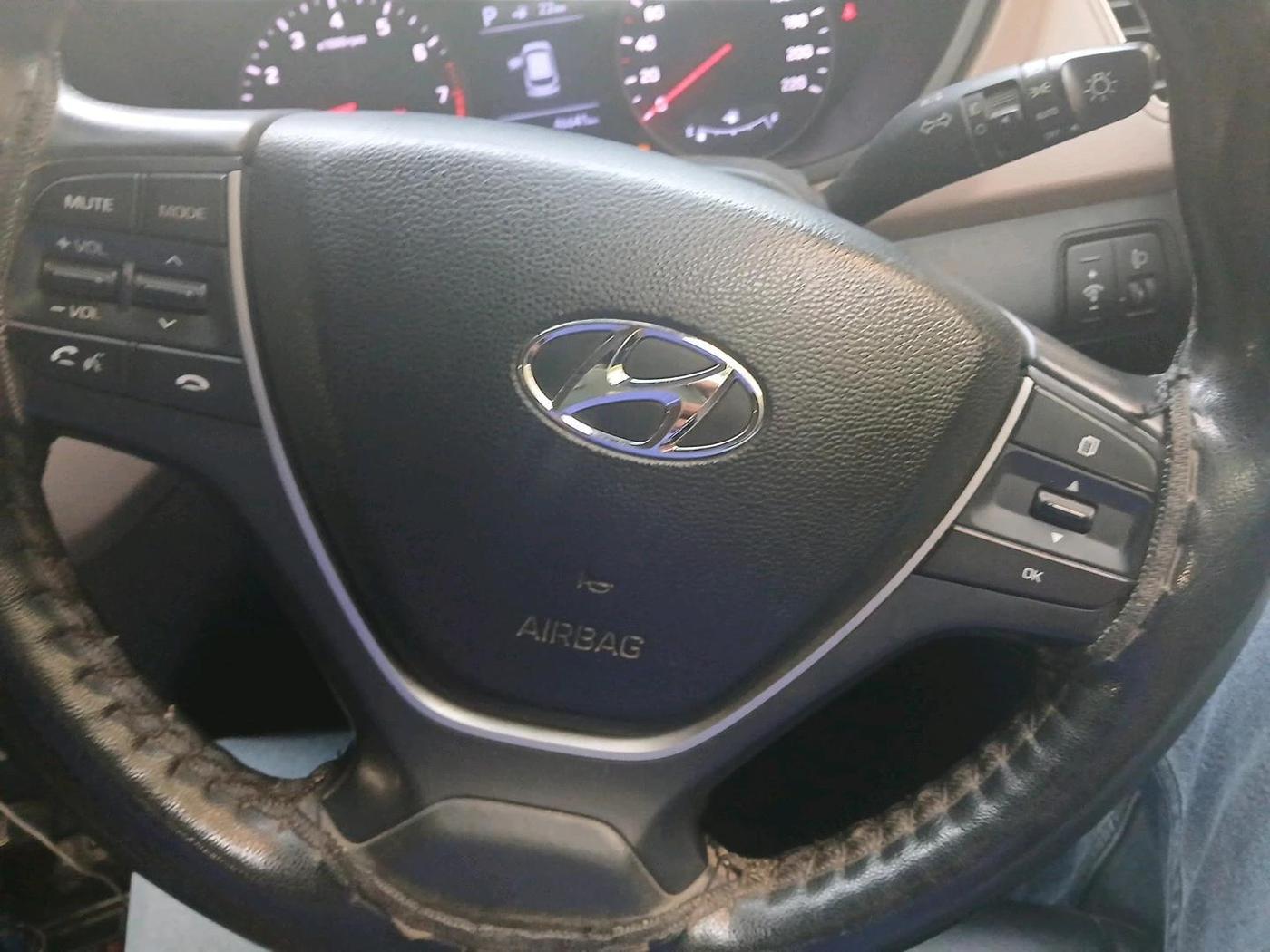 2019 Hyundai Elite i20 ASTA (O) CVT, Petrol, Automatic, 46,641 km, interior