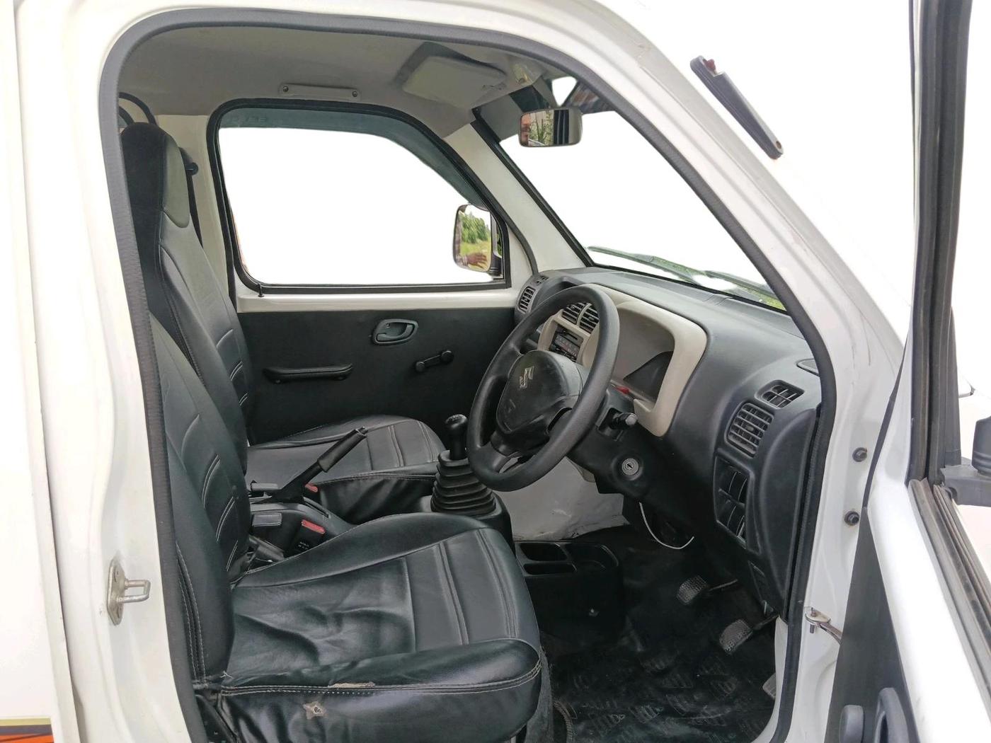 2021 Maruti Eeco 5 STR WITH A/C+HTR, Petrol, Manual, 18,456 km, interior