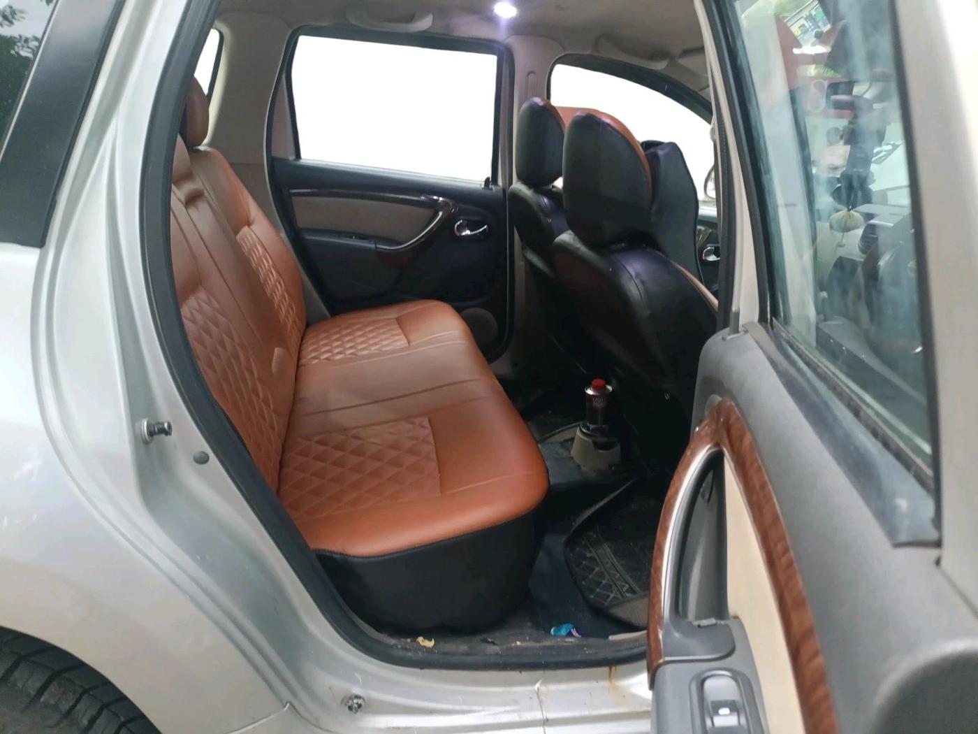 2014 Nissan Terrano XL (D), Diesel, Manual, 1,06,670 km, interior