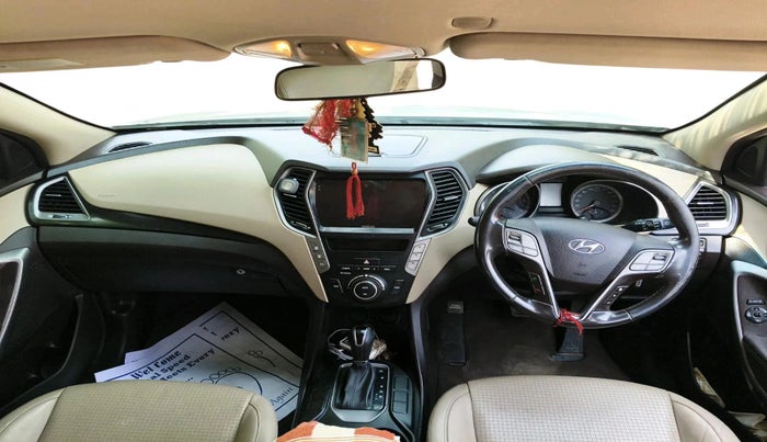 2015 Hyundai Santa Fe 2 WD AT, Diesel, Automatic, 1,25,153 km, interior