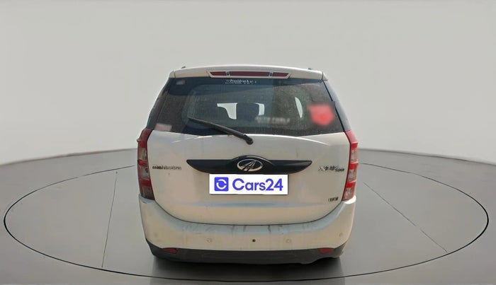 2018 Mahindra XUV500 W6, Diesel, Manual, 1,82,712 km, exterior