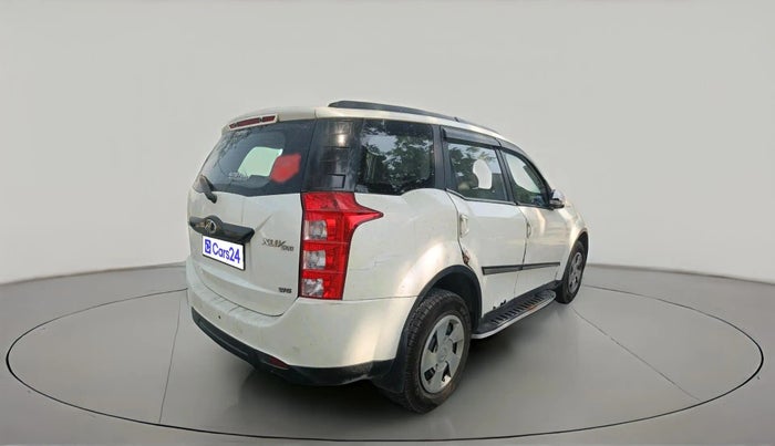 2018 Mahindra XUV500 W6, Diesel, Manual, 1,82,712 km, exterior