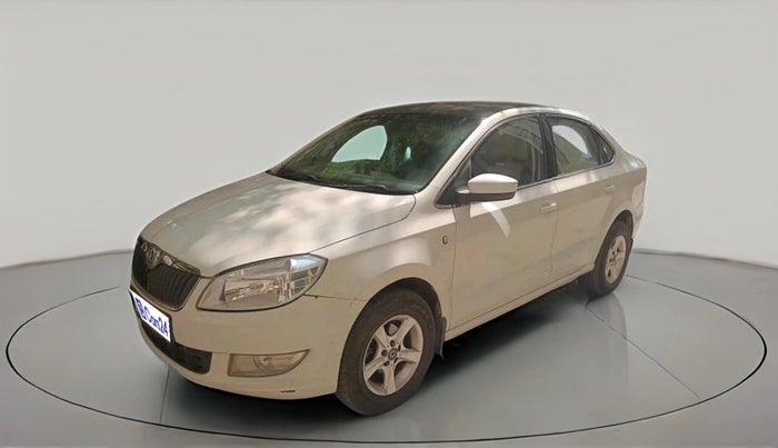 2014 Skoda Rapid AMBITION 1.6 TDI CR MT, Diesel, Manual, 79,289 km, exterior