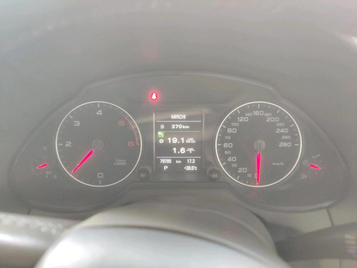 2011 Audi Q5 2.0 TDI QUATTRO, Diesel, Automatic, 79,785 km, interior