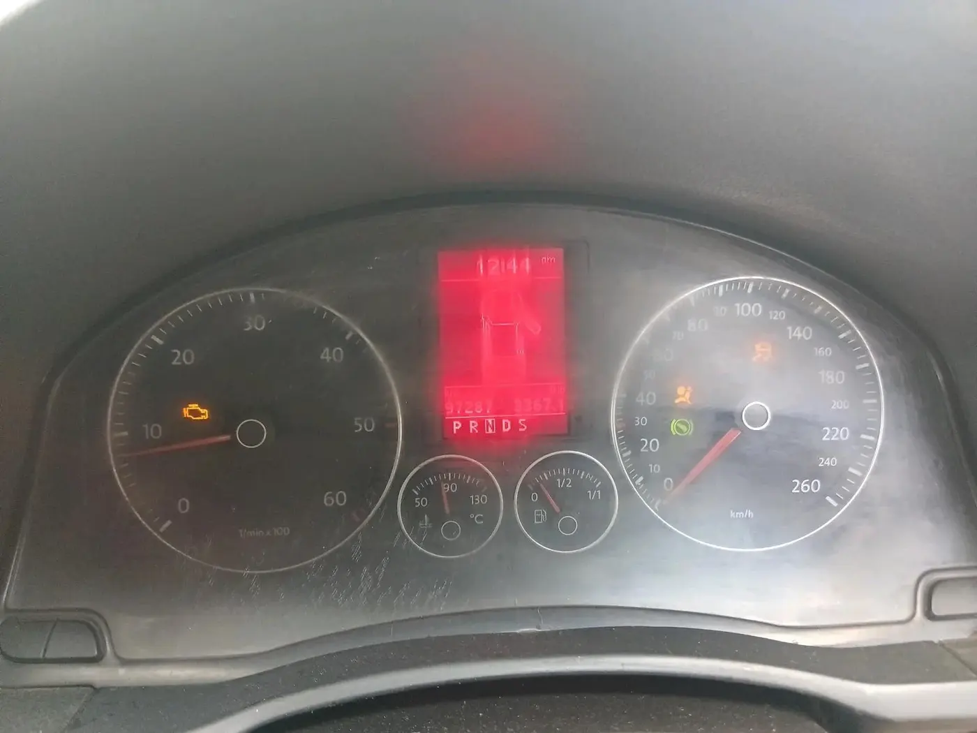 2008 Volkswagen Jetta COMFORTLINE 1.9 TDI AT, Diesel, Automatic, 97,287 km, interior