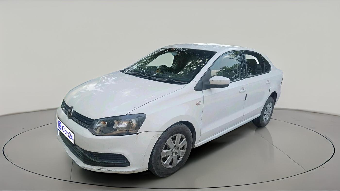 2011 Volkswagen Vento TRENDLINE DIESEL 1.6, Diesel, Manual, 1,22,243 km, exterior