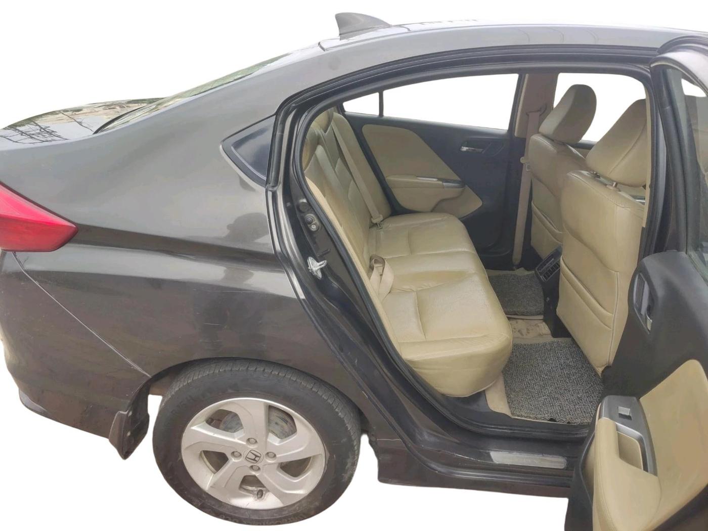 2015 Honda City 1.5L I-DTEC VX, Diesel, Manual, 1,81,293 km, interior