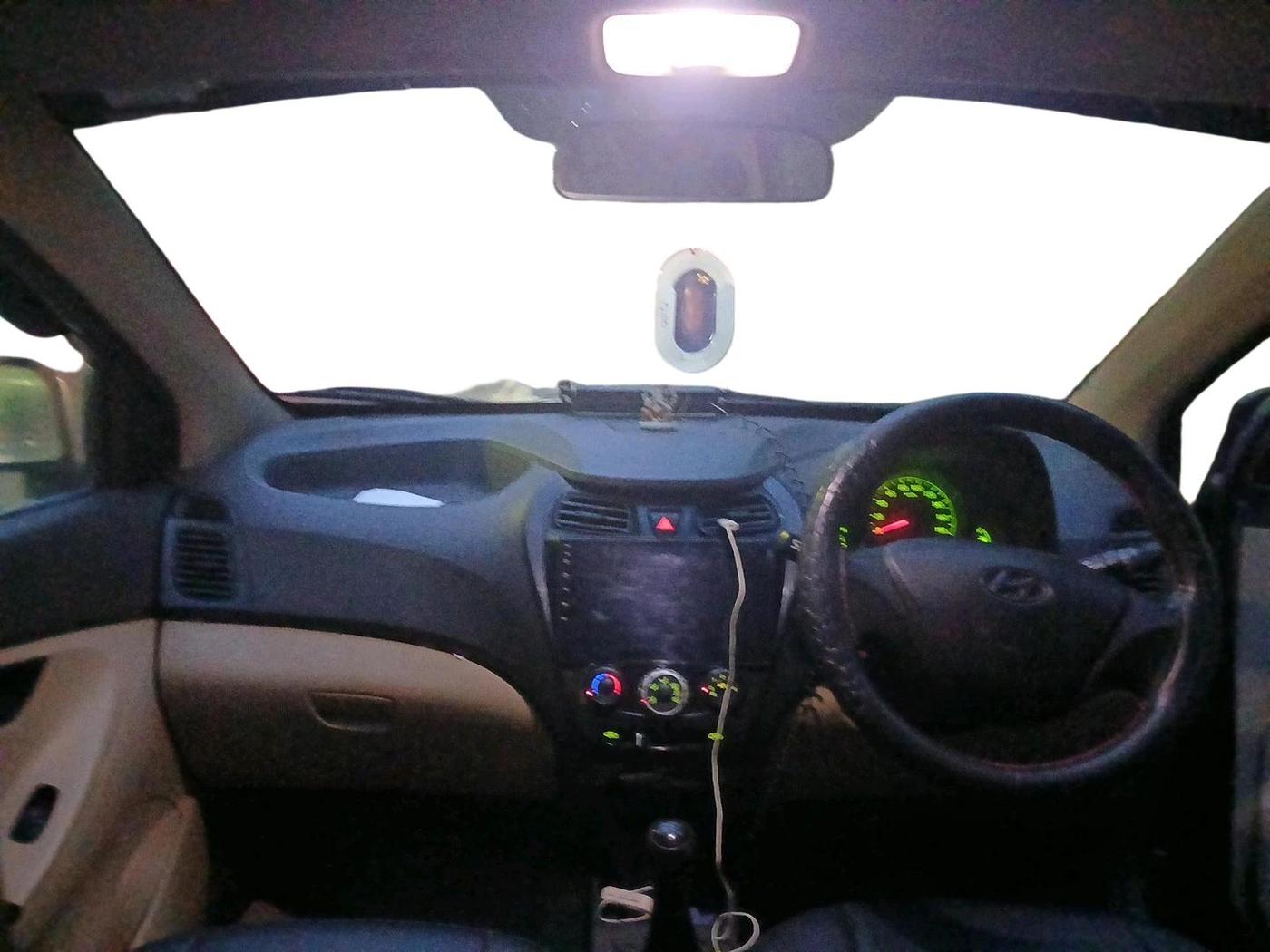 2016 Hyundai Eon ERA +, Petrol, Manual, 1,30,628 km, interior