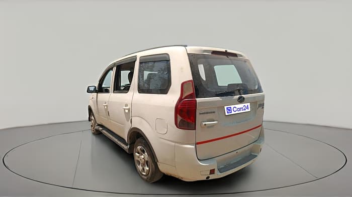 2015 Mahindra Xylo D4, Diesel, Manual, 1,25,985 km, exterior