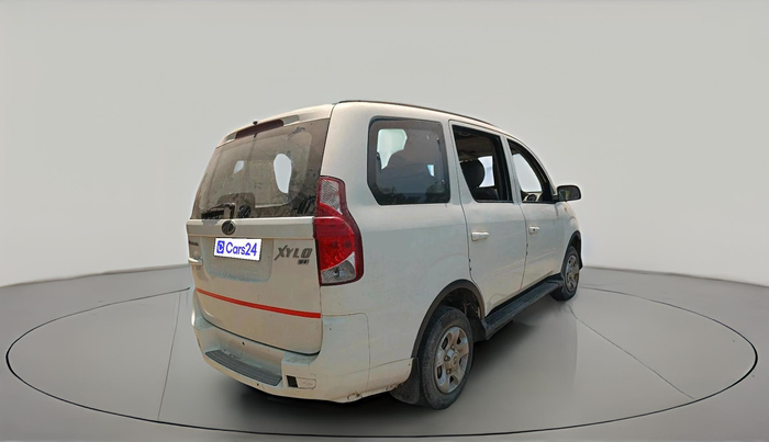2015 Mahindra Xylo D4, Diesel, Manual, 1,25,985 km, exterior