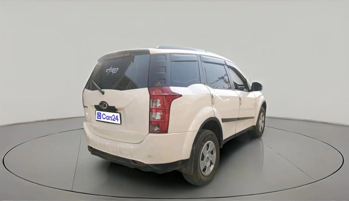 2014 Mahindra XUV500 W6, Diesel, Manual, 94,391 km, exterior