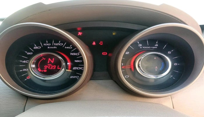 2014 Mahindra XUV500 W6, Diesel, Manual, 94,391 km, interior