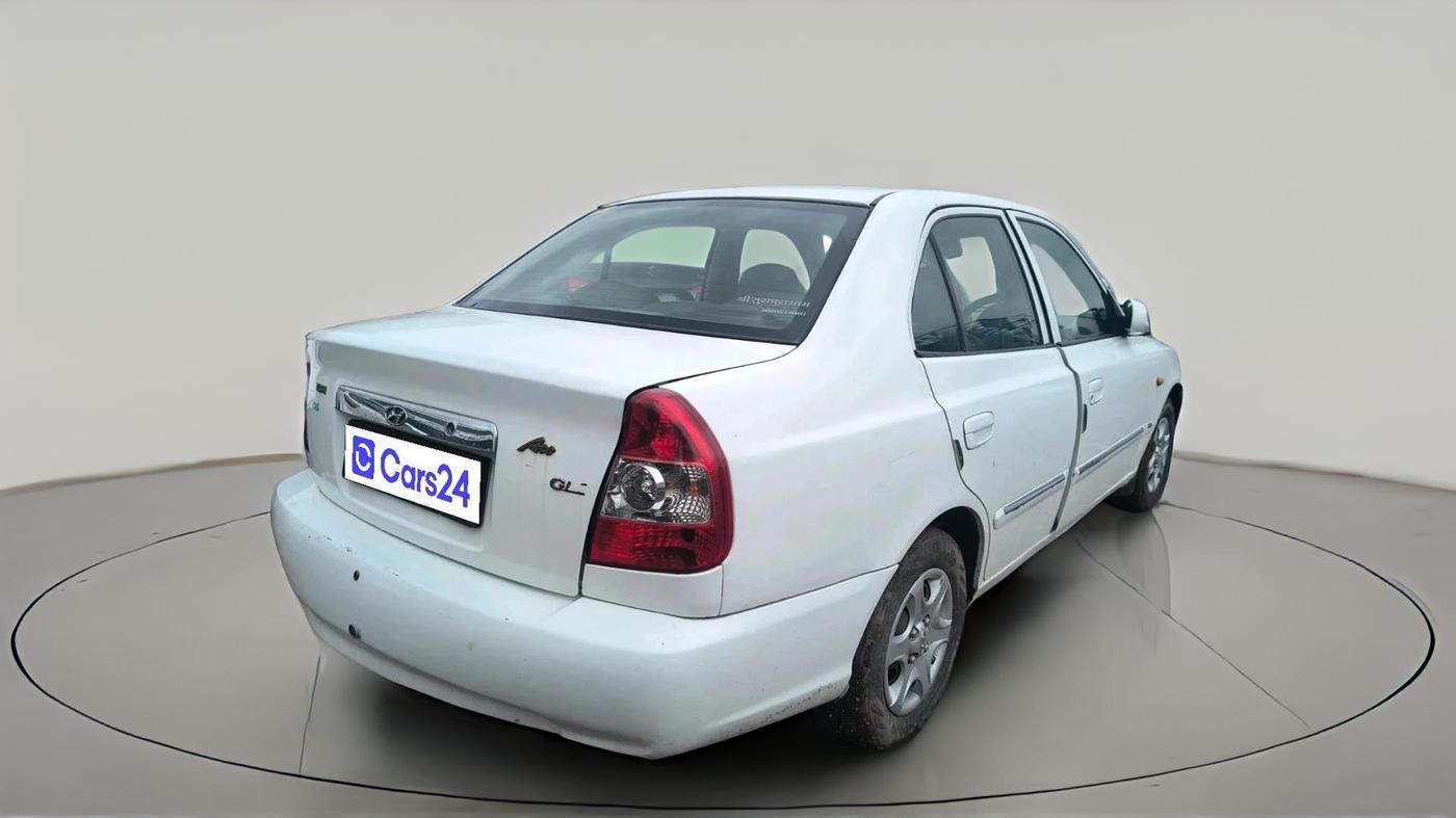 2011 Hyundai Accent GLE, CNG, Manual, 1,09,494 km, exterior