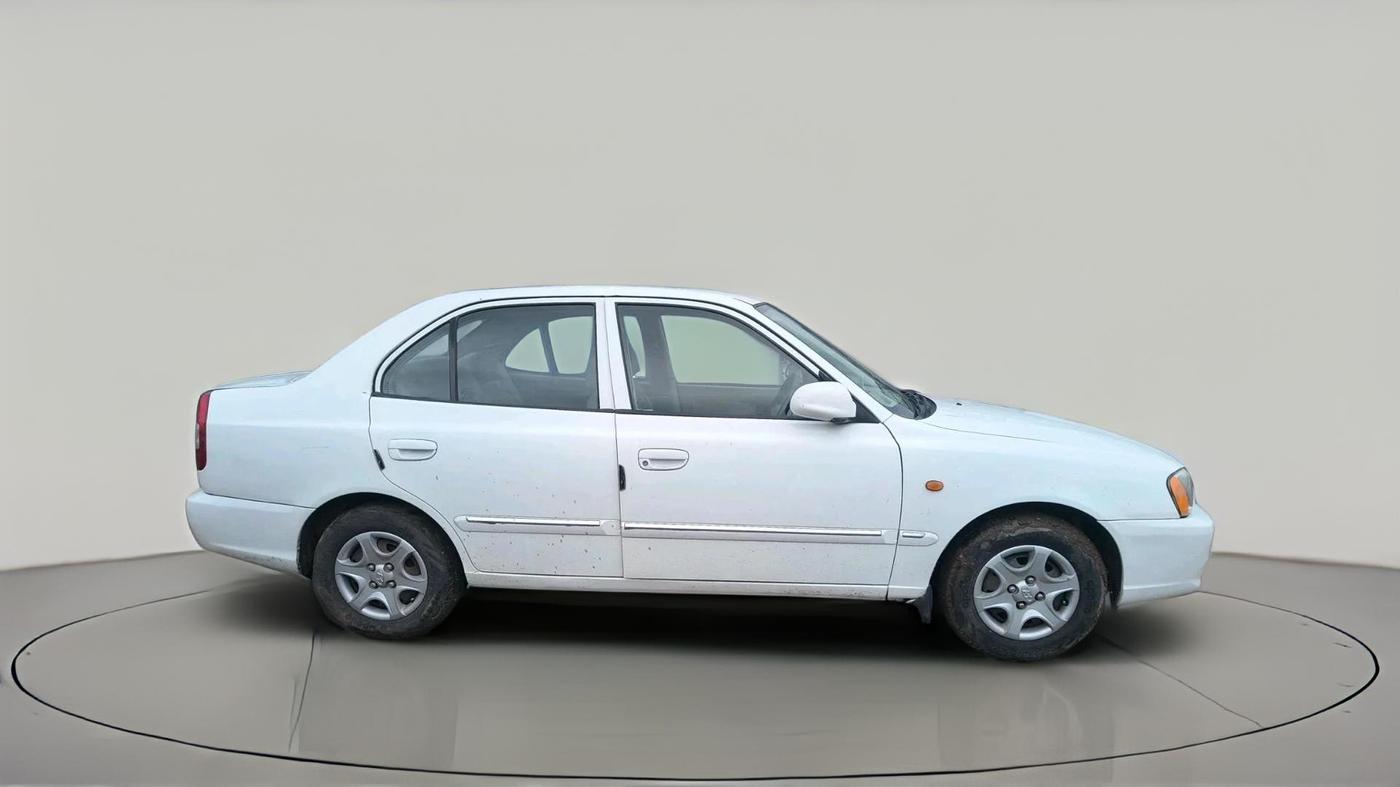 2011 Hyundai Accent GLE, CNG, Manual, 1,09,494 km, exterior