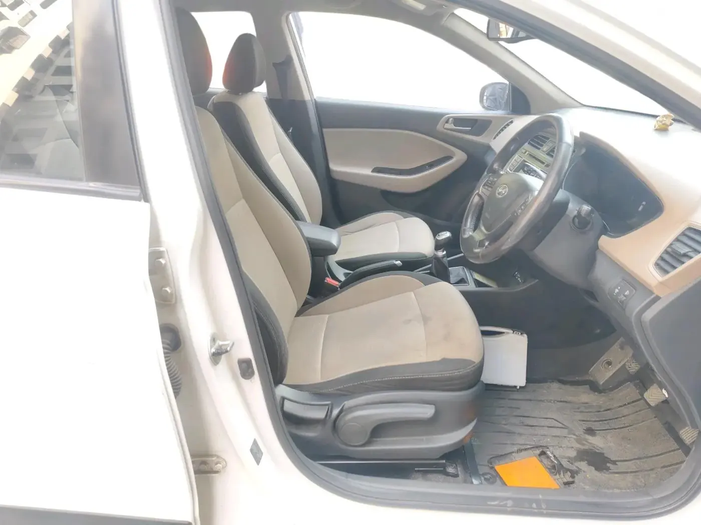 2015 Hyundai Elite i20 ASTA 1.2, Petrol, Manual, 56,080 km, interior