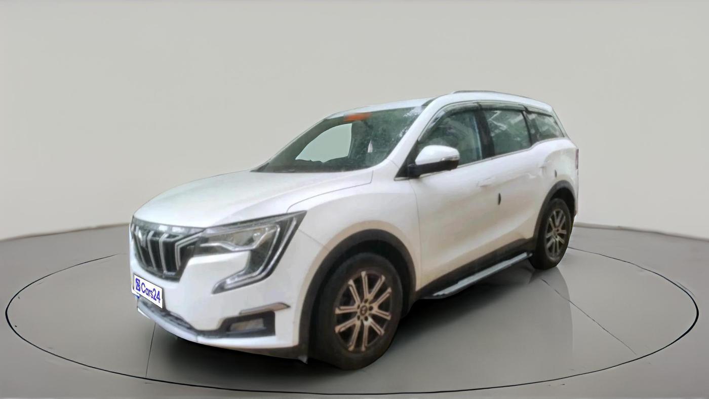 2022 Mahindra XUV700 AX 7 LUXURY P AT 7 STR, Petrol, Automatic, 36,674 km, exterior