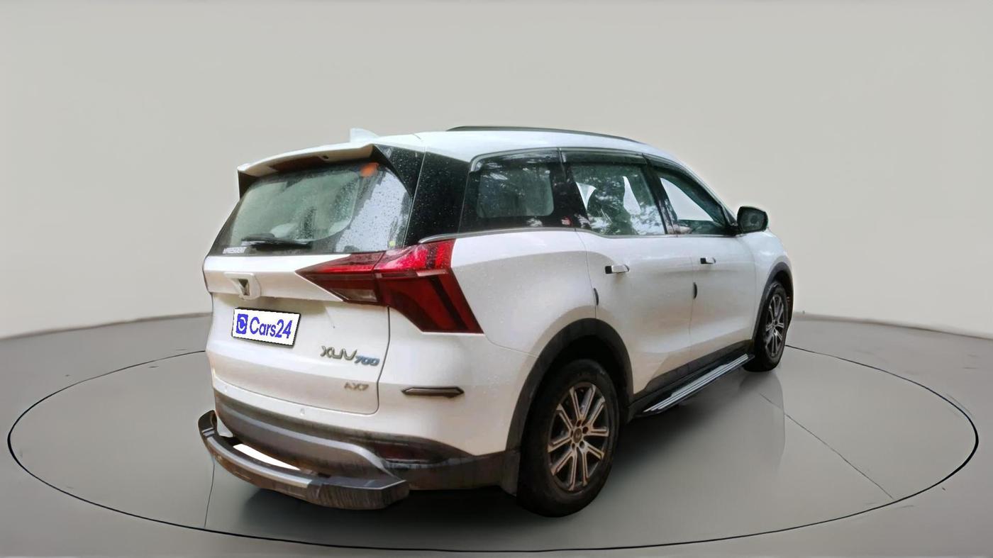 2022 Mahindra XUV700 AX 7 LUXURY P AT 7 STR, Petrol, Automatic, 36,674 km, exterior