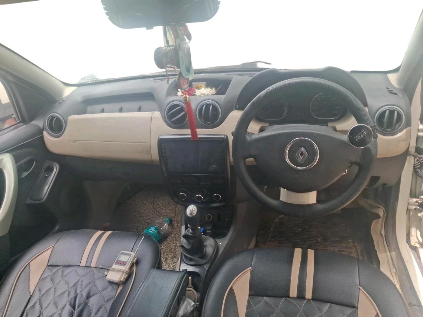 2013 Renault Duster 110 PS RXL DIESEL, Diesel, Manual, 1,02,619 km, interior