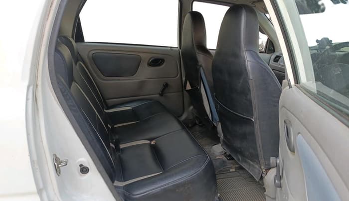 2011 Maruti Alto K10 VXI, CNG, Manual, 1,26,557 km, interior