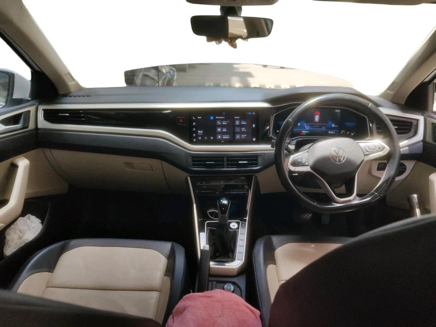 2022 Volkswagen VIRTUS TOPLINE TSI 1.0 AT, Petrol, Automatic, 78,854 km, interior