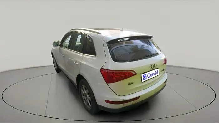 2012 Audi Q5 2.0 TDI QUATTRO, Diesel, Automatic, 1,74,639 km, exterior